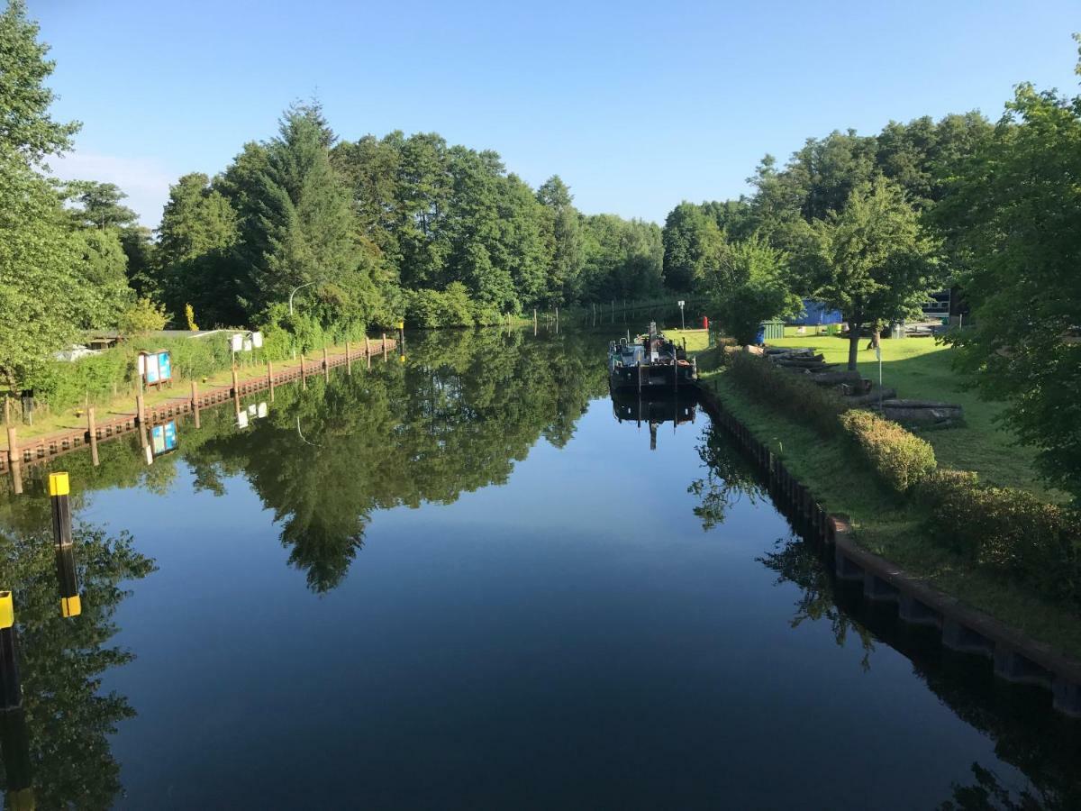 Im Fischersteig * Wustrow (Mecklenburg-Strelitz)