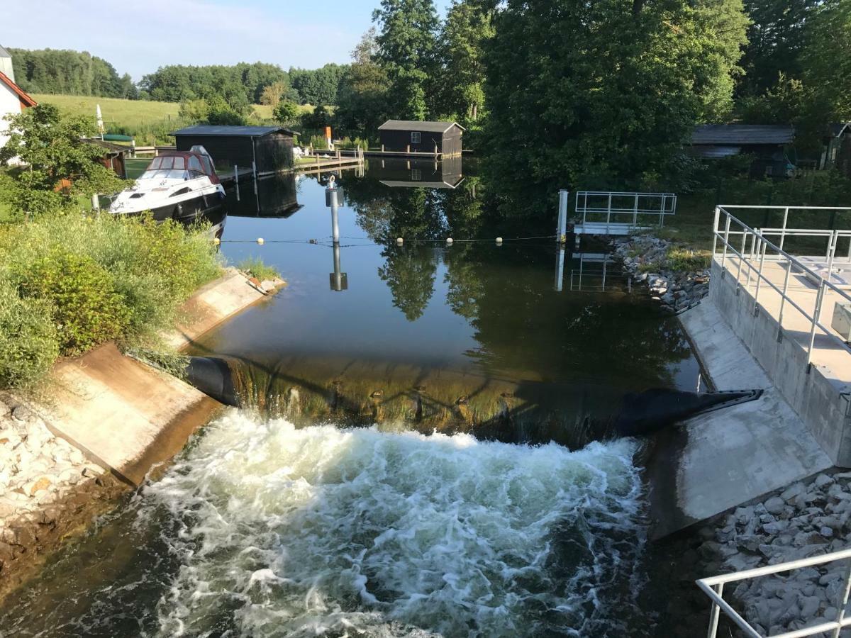 Im Fischersteig Wustrow (Mecklenburg-Strelitz)